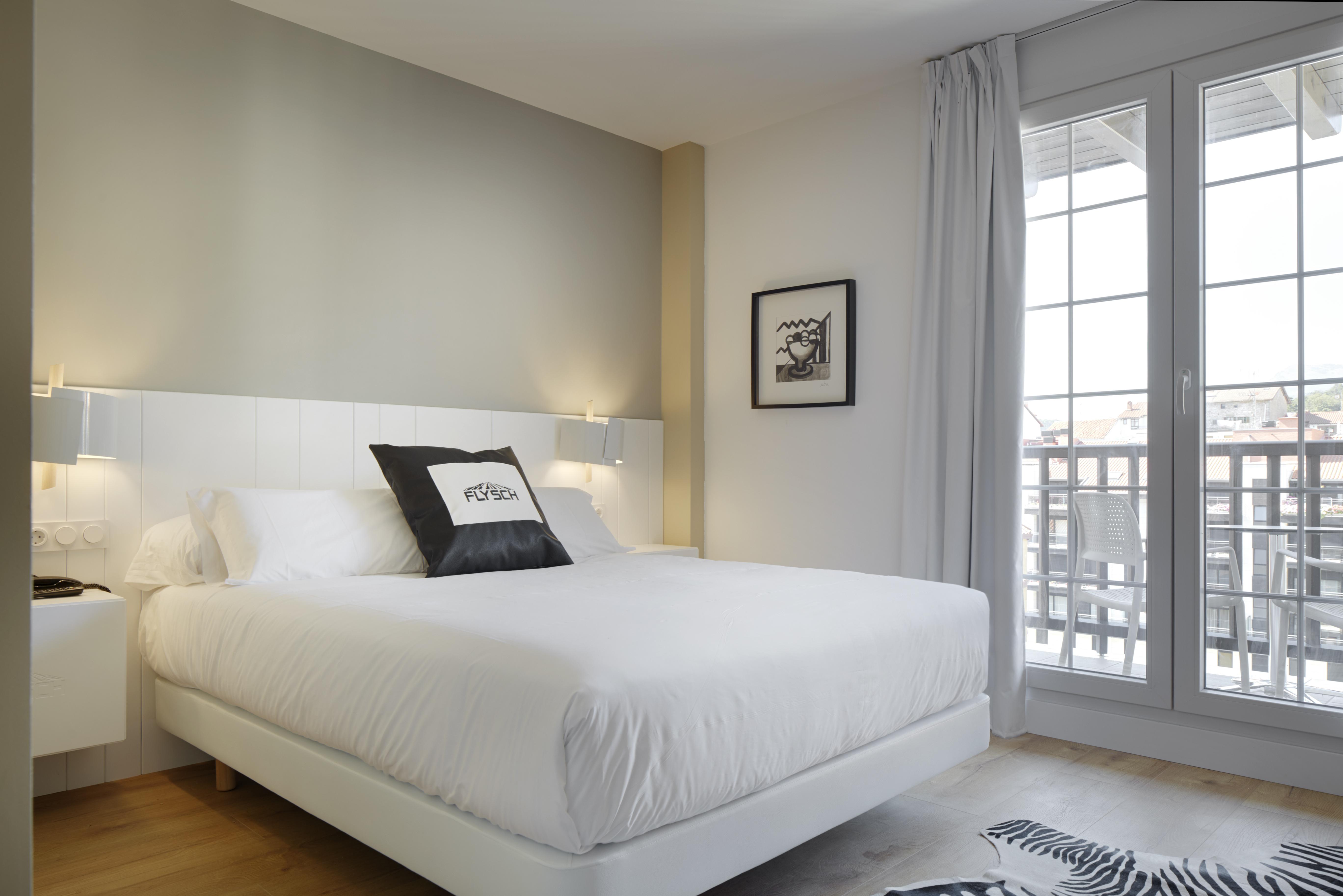 Hotel Flysch Зумая Екстериор снимка