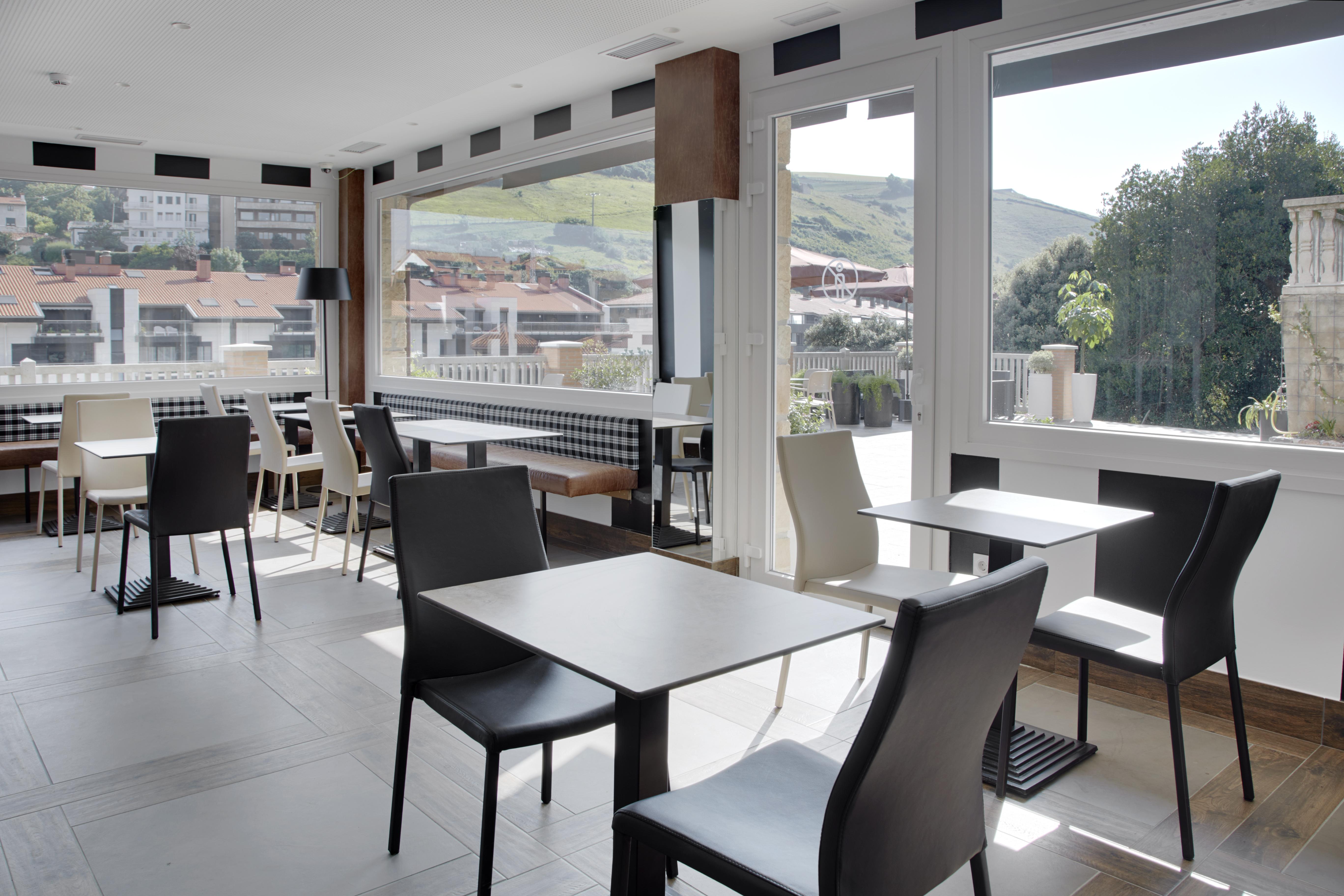 Hotel Flysch Зумая Екстериор снимка