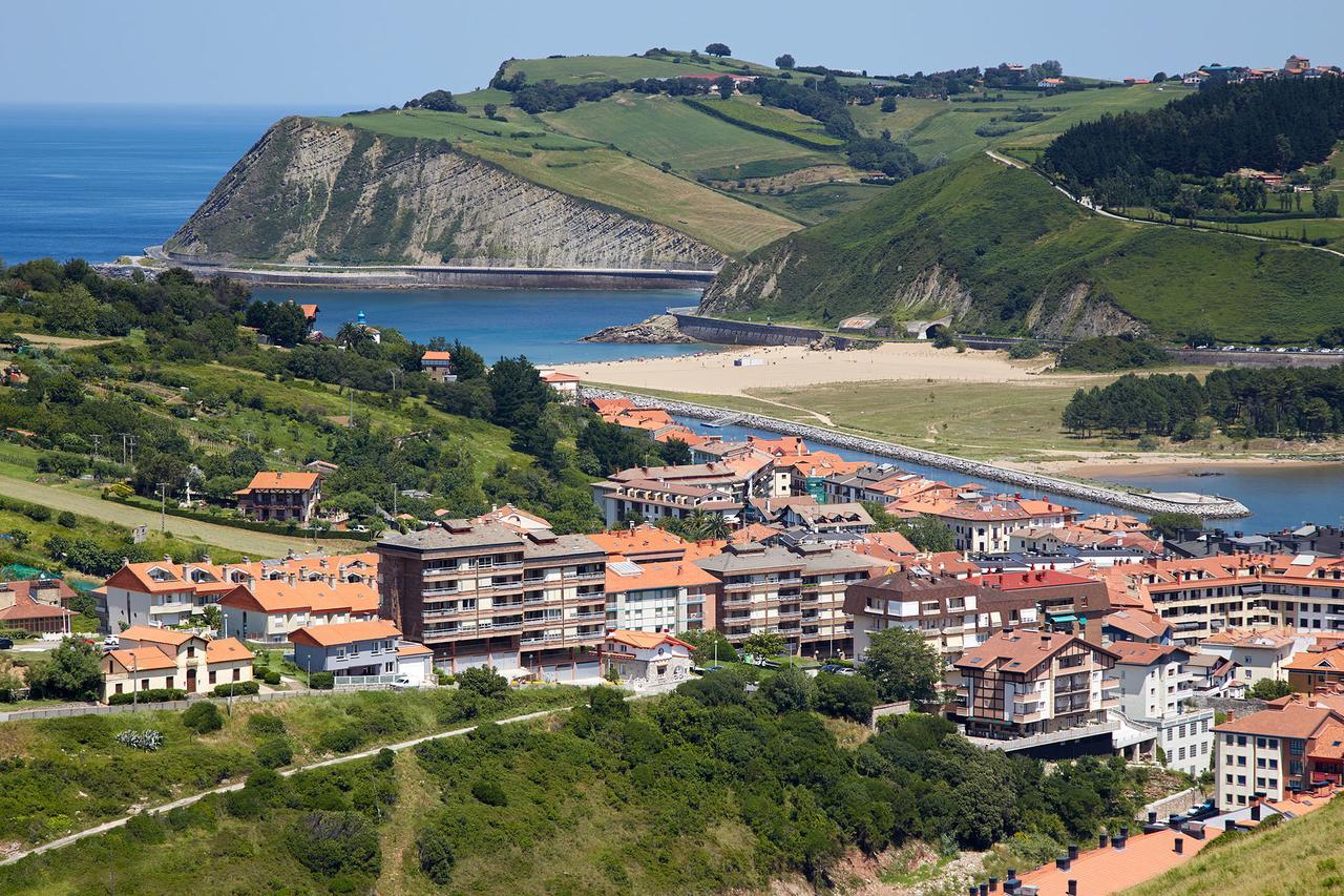Hotel Flysch Зумая Екстериор снимка