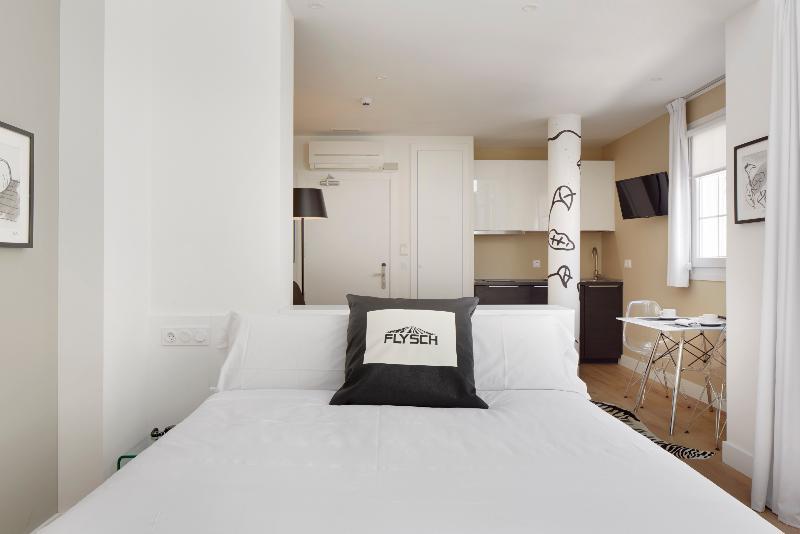 Hotel Flysch Зумая Екстериор снимка